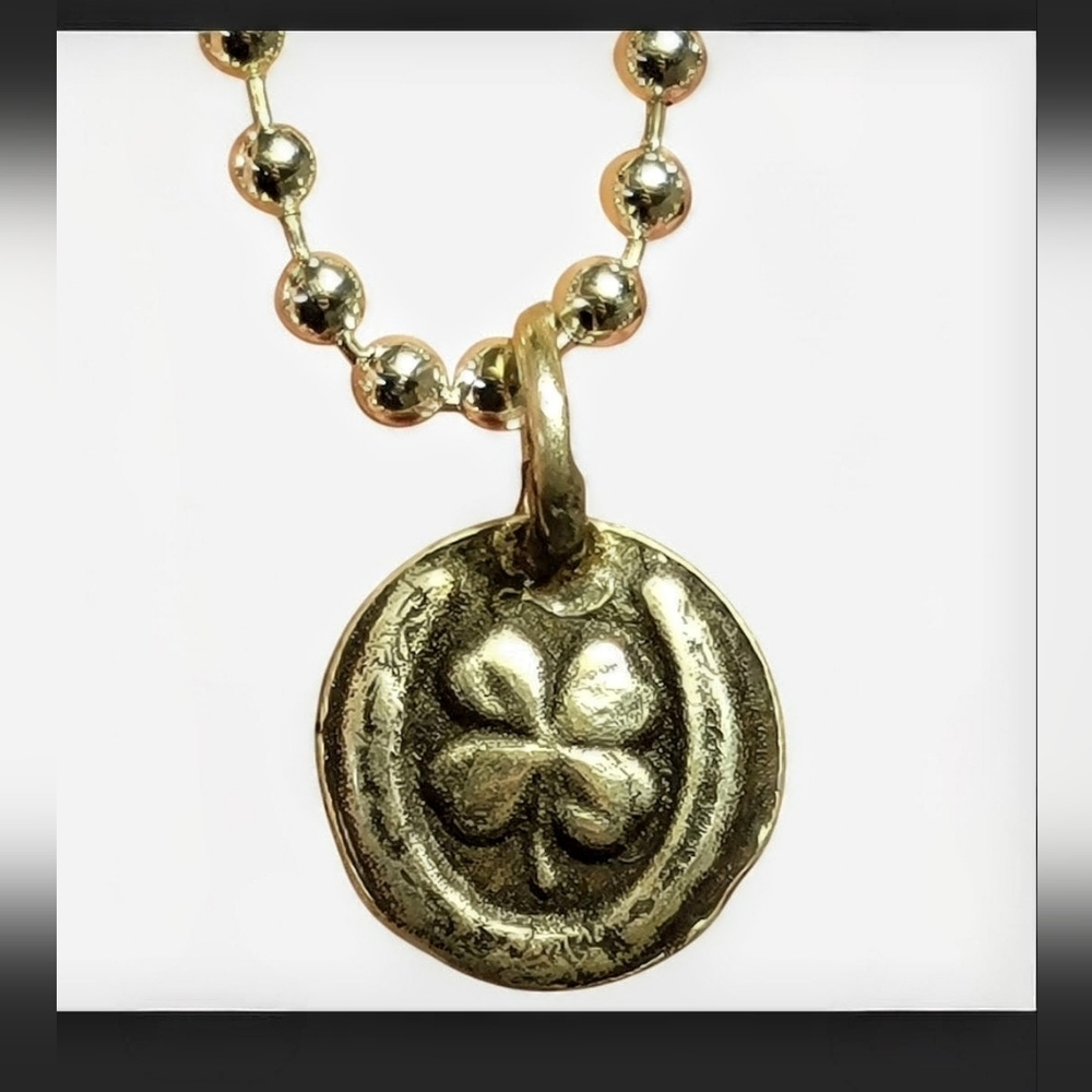 .999 Silver Lucky 4 Leaf Clover Charm / Pendant / Amulet Horseshoe - 15mm